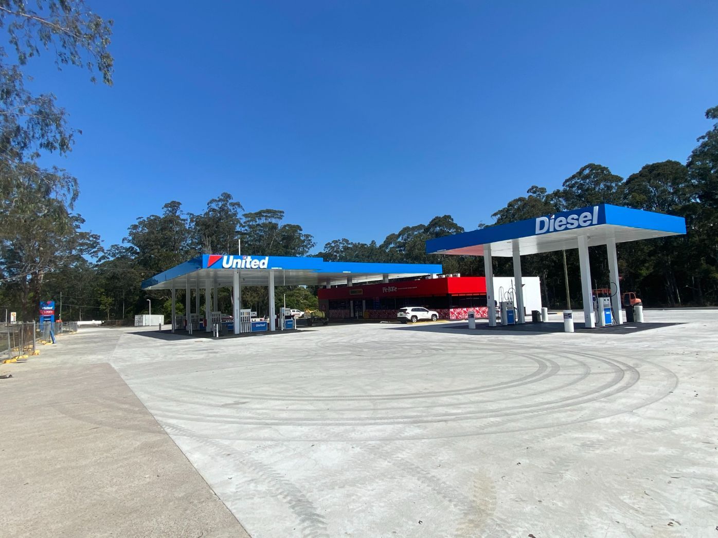 United Petrol Freemans Waterhole — Builders in Bathurst, NSW
