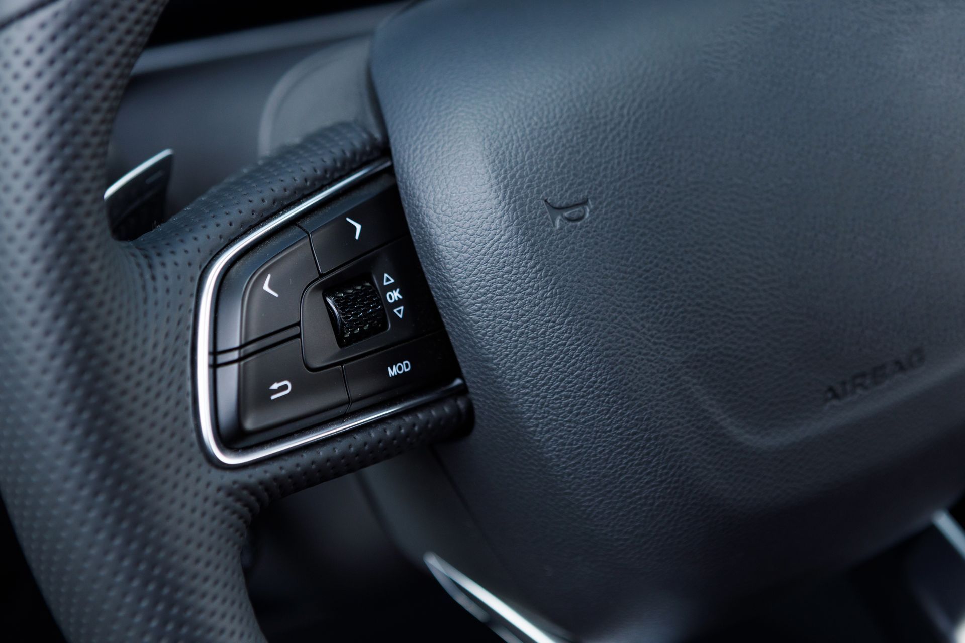 Why You Shouldn’t Use Cruise Control in the Rain | Green Tech Garage