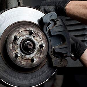 FRENOS, CLUTCH, SUSPENSIÓN JC GARCÍA-Alineación y balanceo