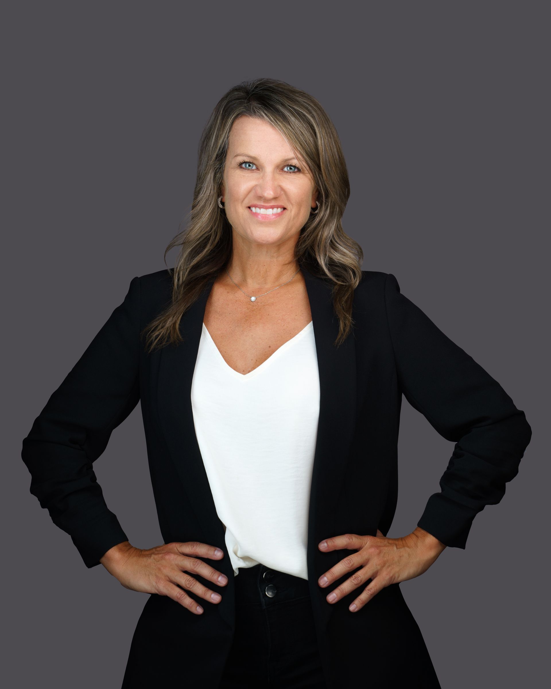 Kerri Alvarez, Broker & Realtor