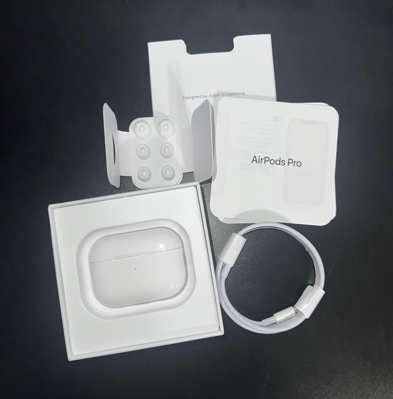 EAR,PODS,APPLE PODS,APPLEAIR PODS
