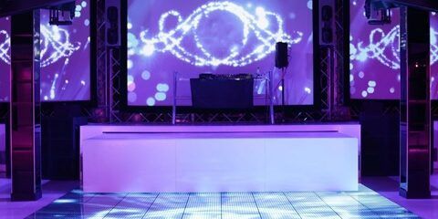 The Benefits of a Professional Dance Floor