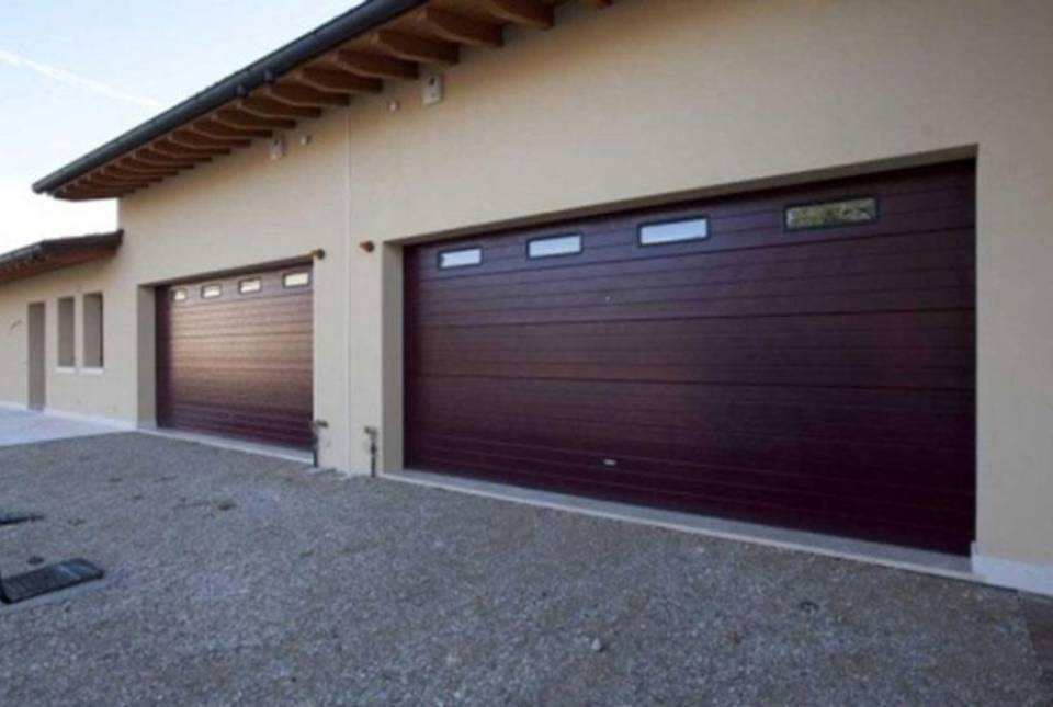 Portoni per garage auto