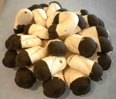 biscotti ripieni con cioccolato