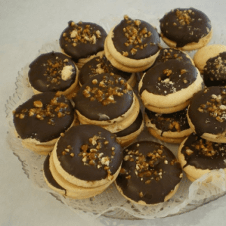 ciambelle ricoperte di cioccolato