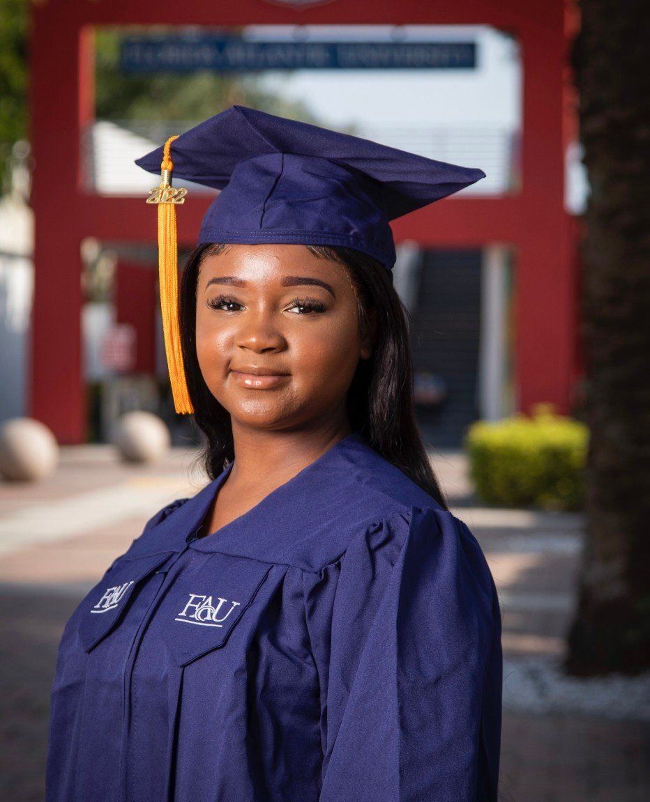 Aquanna Cartwright Headshot