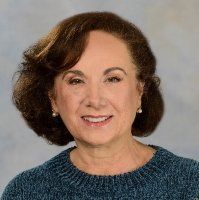 Cecilia Peters Headshot