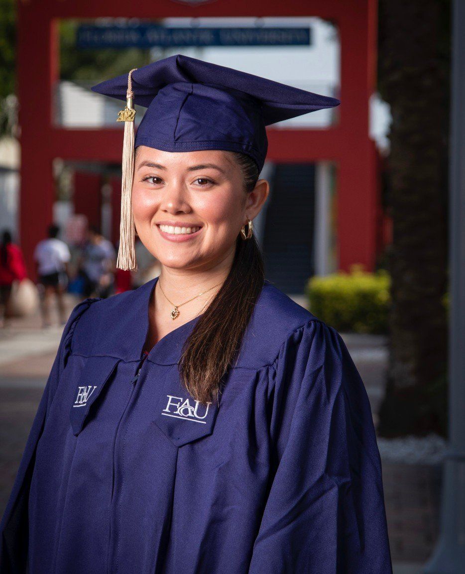 Valeria Tineo Headshot