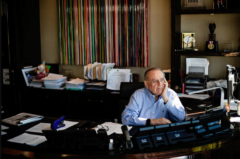 Leon Cooperman in his home office in Boca Raton, Fla. (Scott McIntyre for The Washington Post)
