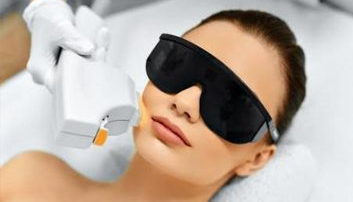 Red light, Blue Light Acne