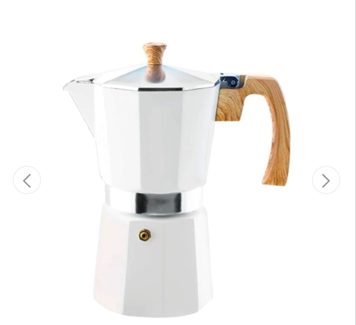 Cafetera expreso plateada con tapa y mango de madera.