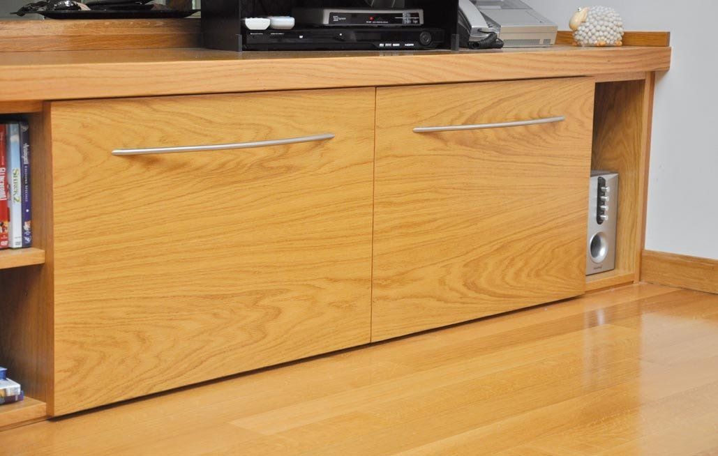 Mobile in legno per il soggiorno