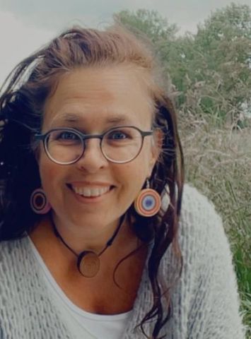 Judith van InnerGuide in touch with your heart