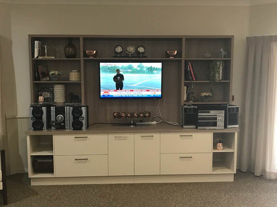 entertainment center shelves