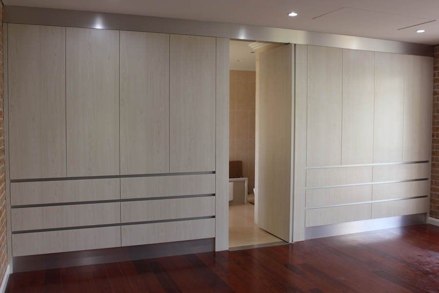 walk in closet door