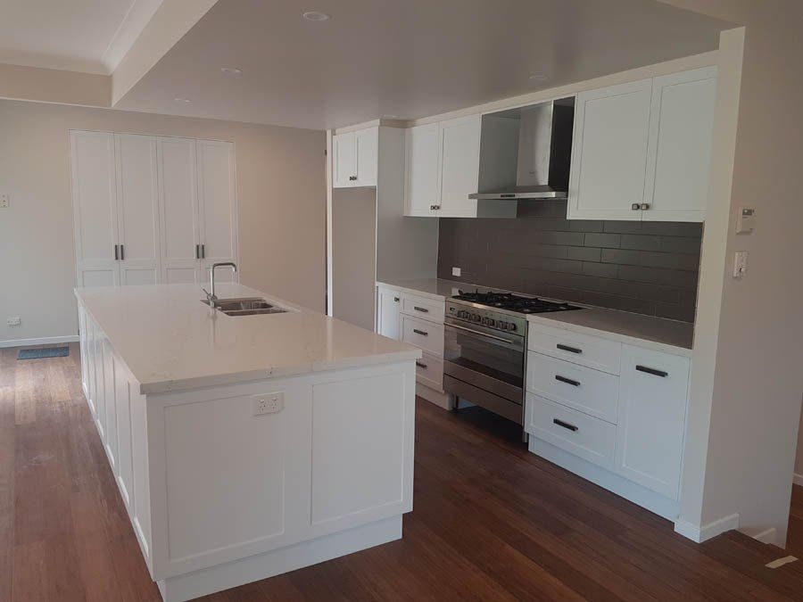 traditional kitchen with white counter tops