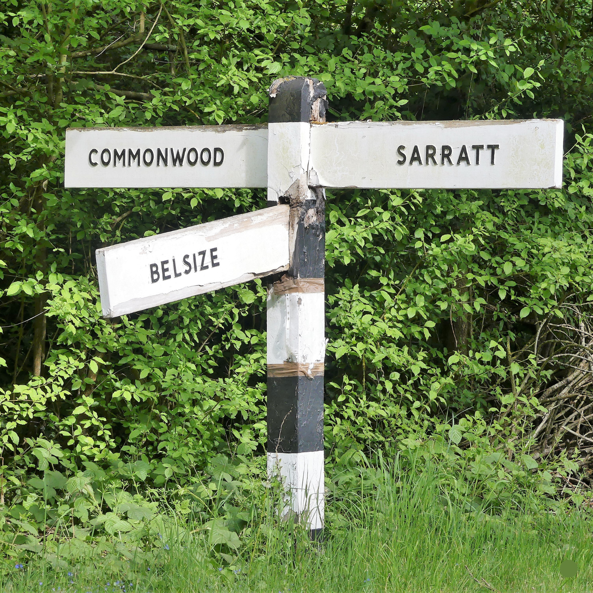 Sarratt and Belsize, Hertfordshire, signpost