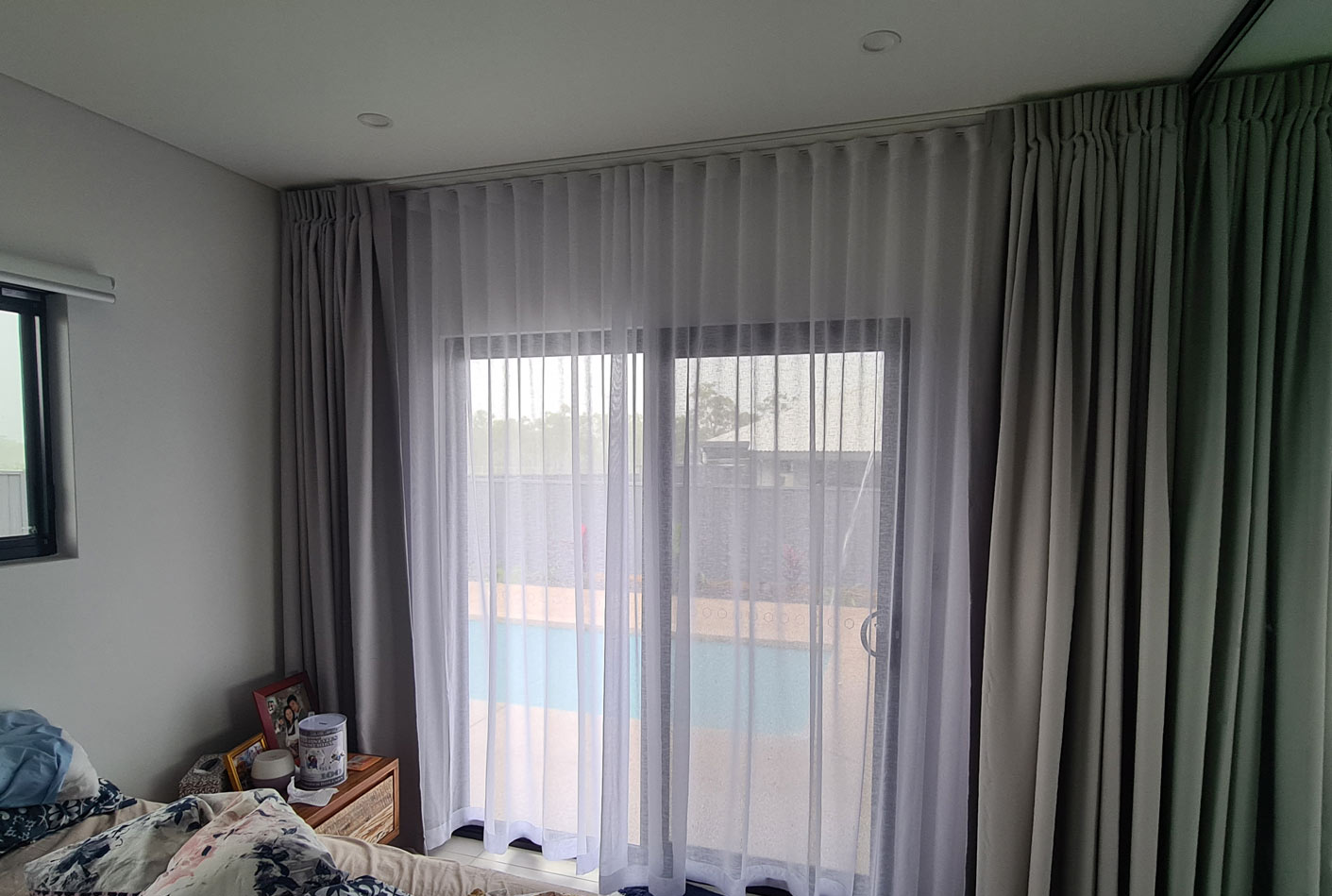 Modern And Elegant Curtain — Blinds Installation in Winnellie, NT