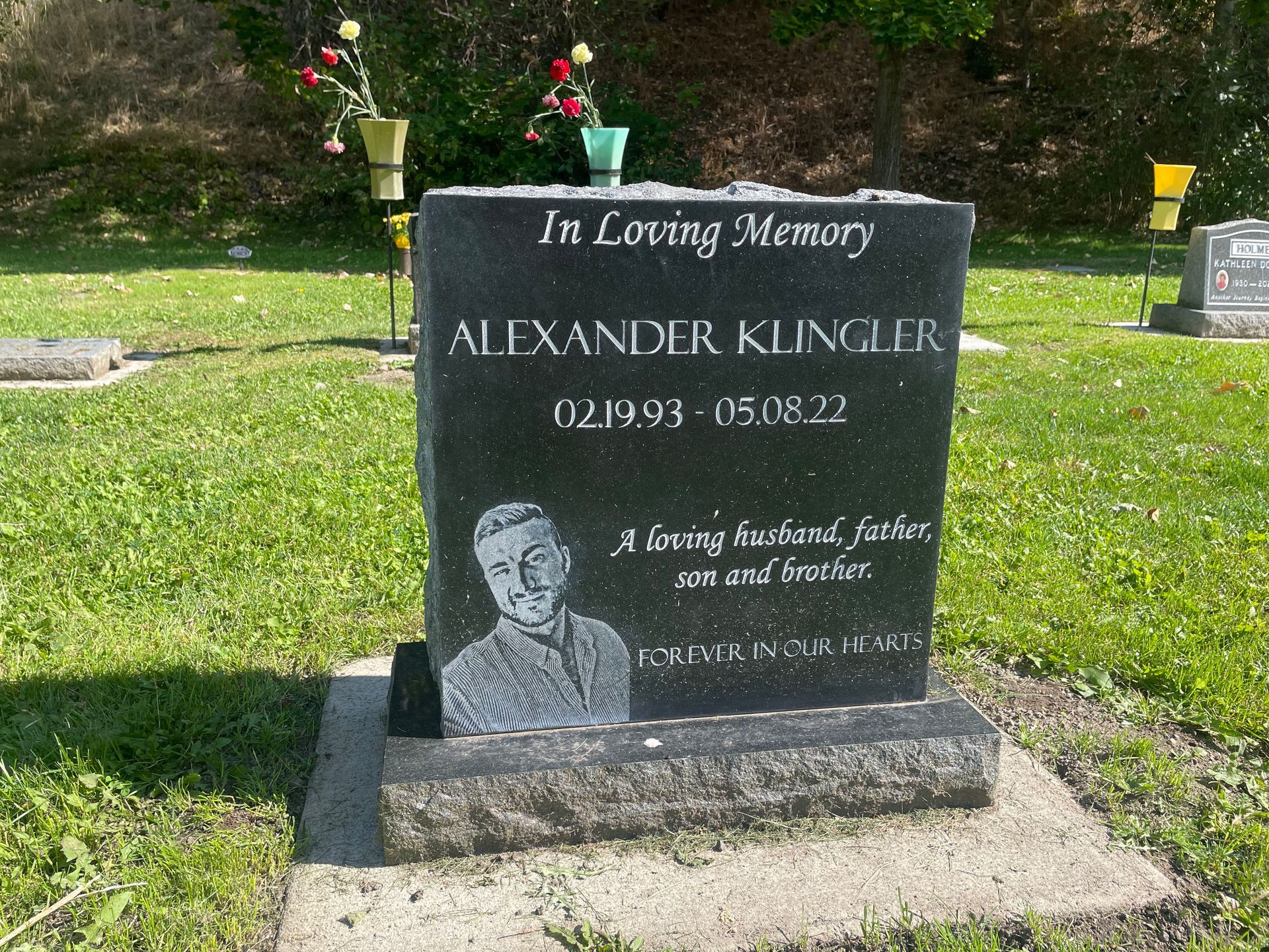 headstone klinger 2