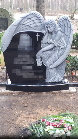 Akmeniniai skulptūrų paminklai