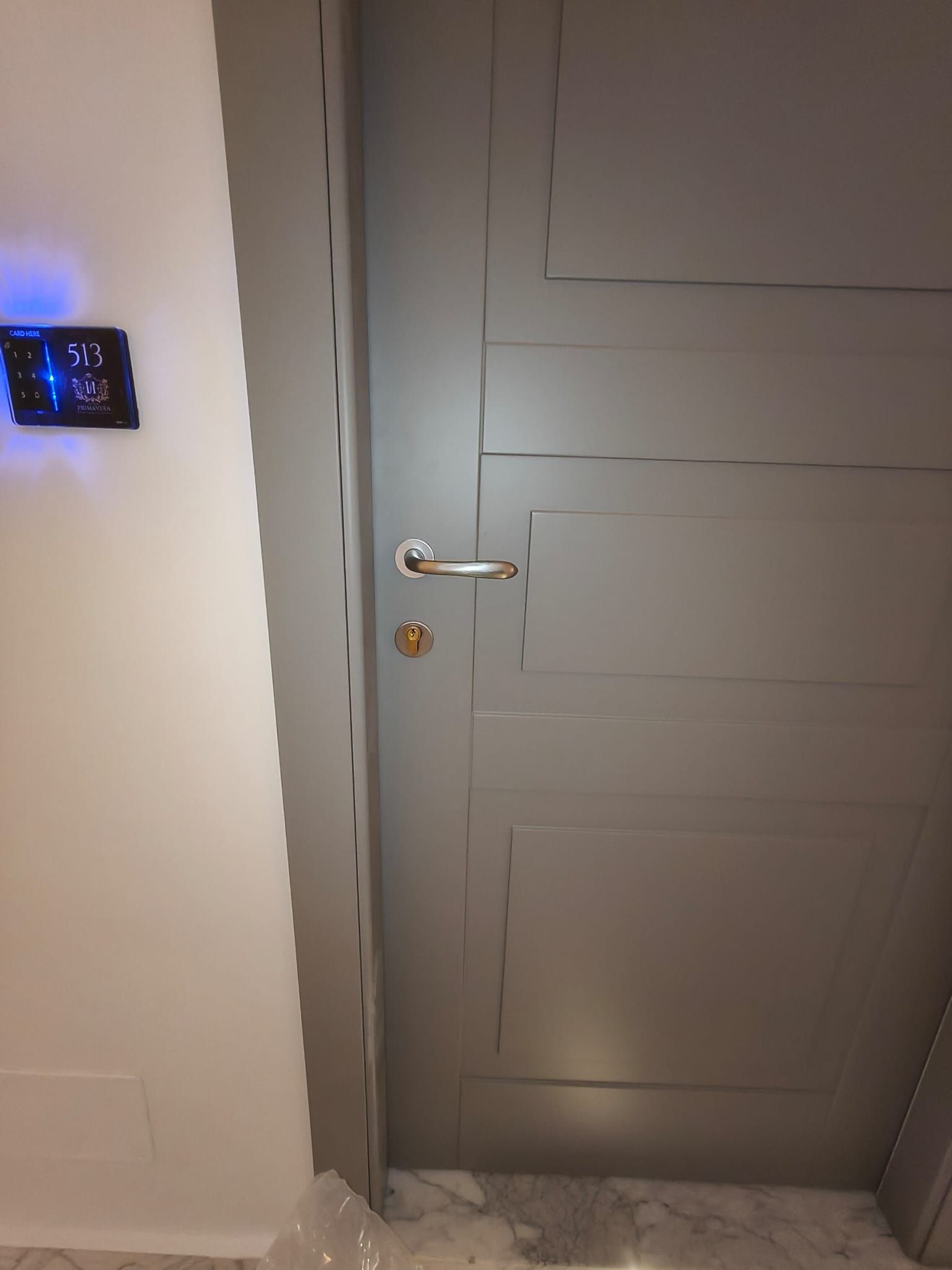 #HospitalityDesign #HotelManagement #DomoticaHotel #ControlloAccessi #PorteREI #SicurezzaHotel #Buil