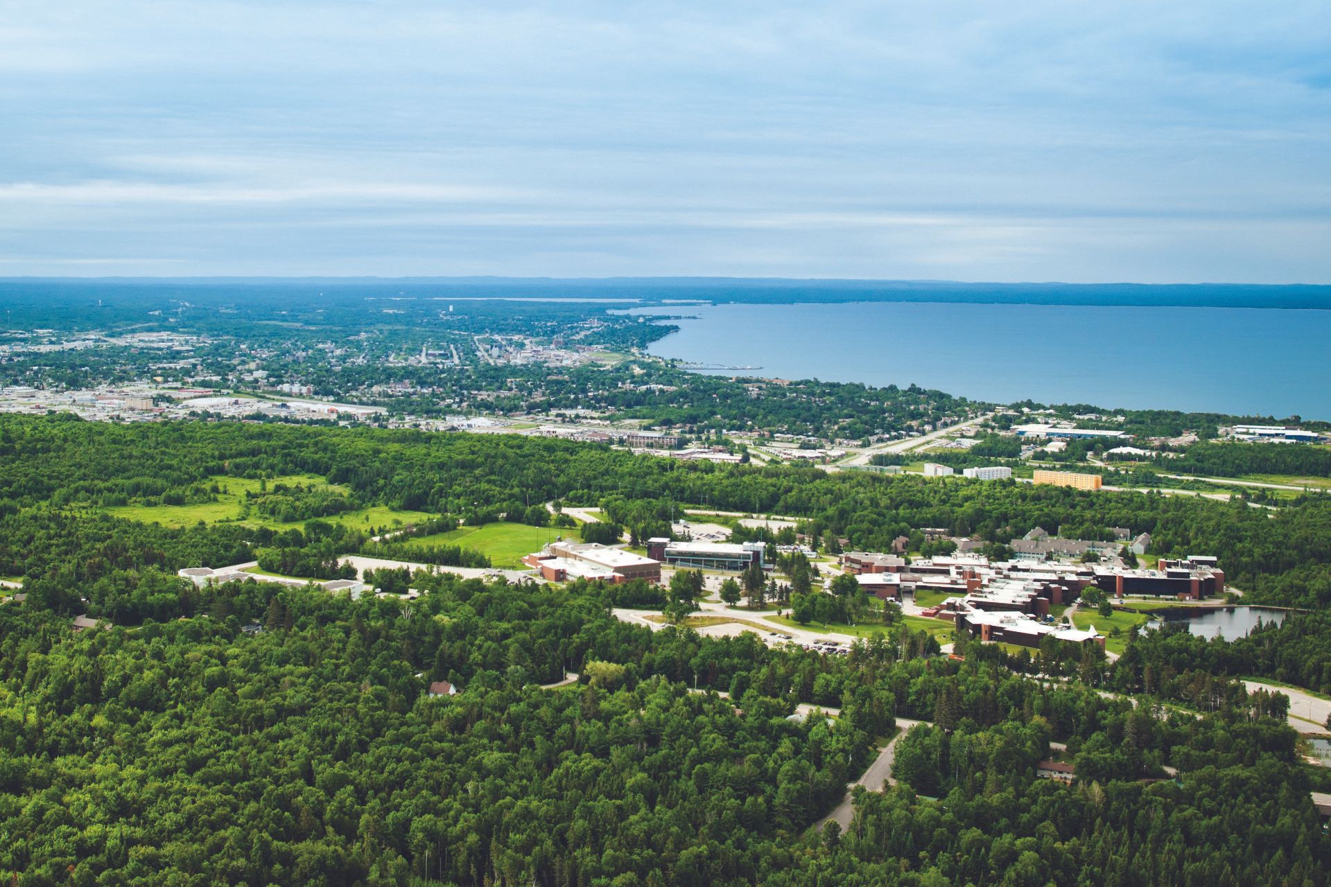 An aerial photograph of the Nipissing University campus in North Bay