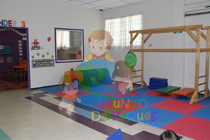 GUARDERÍA MUNDO DE PEQUES