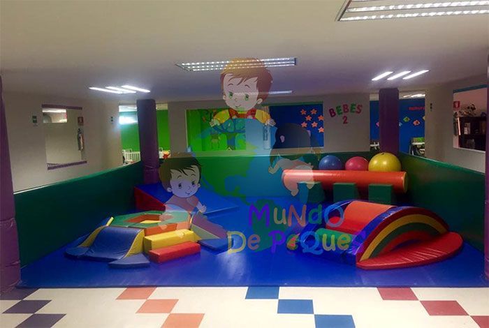 GUARDERÍA MUNDO DE PEQUES