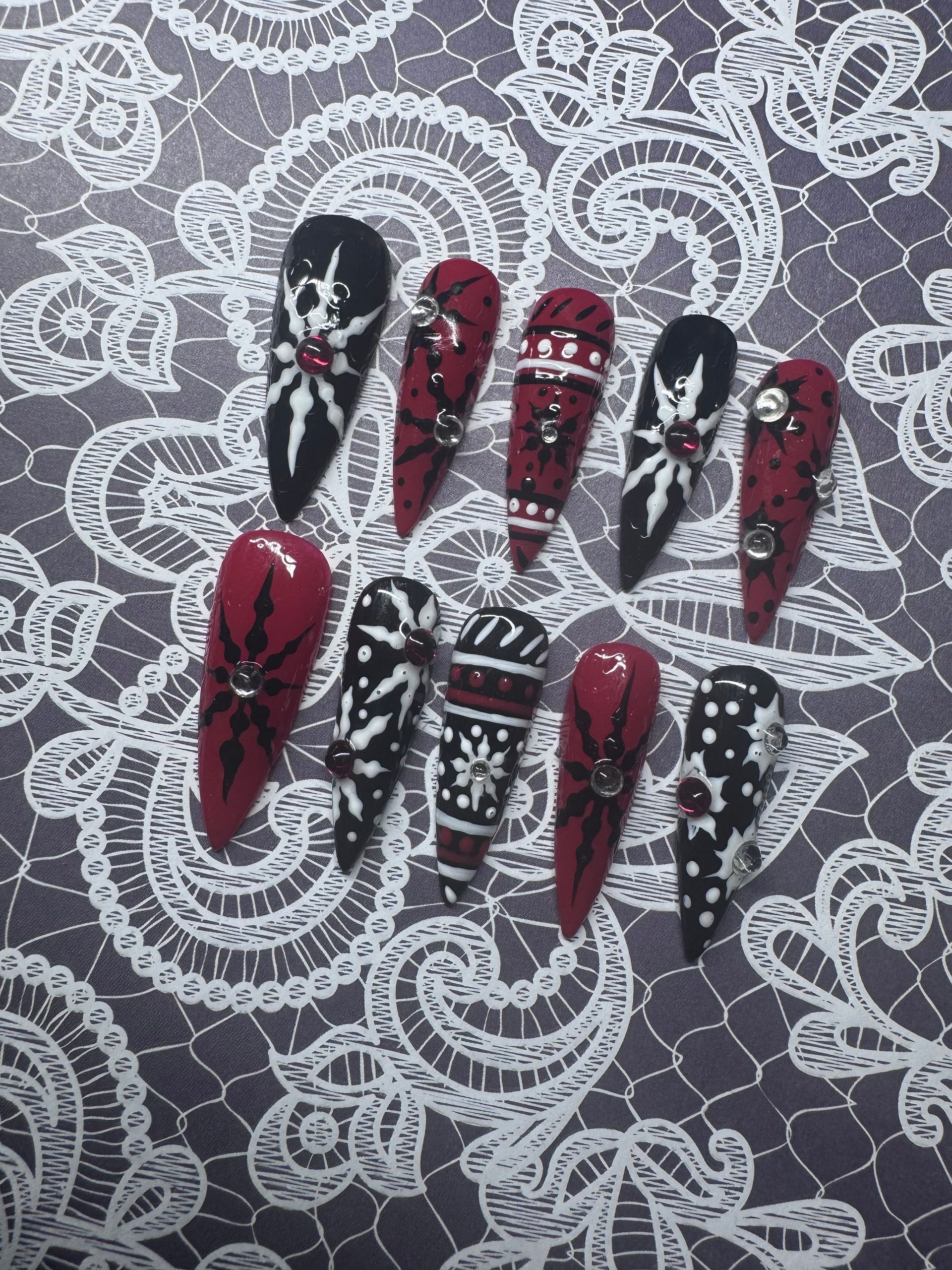 Goth Christmas sweater press-on nail set