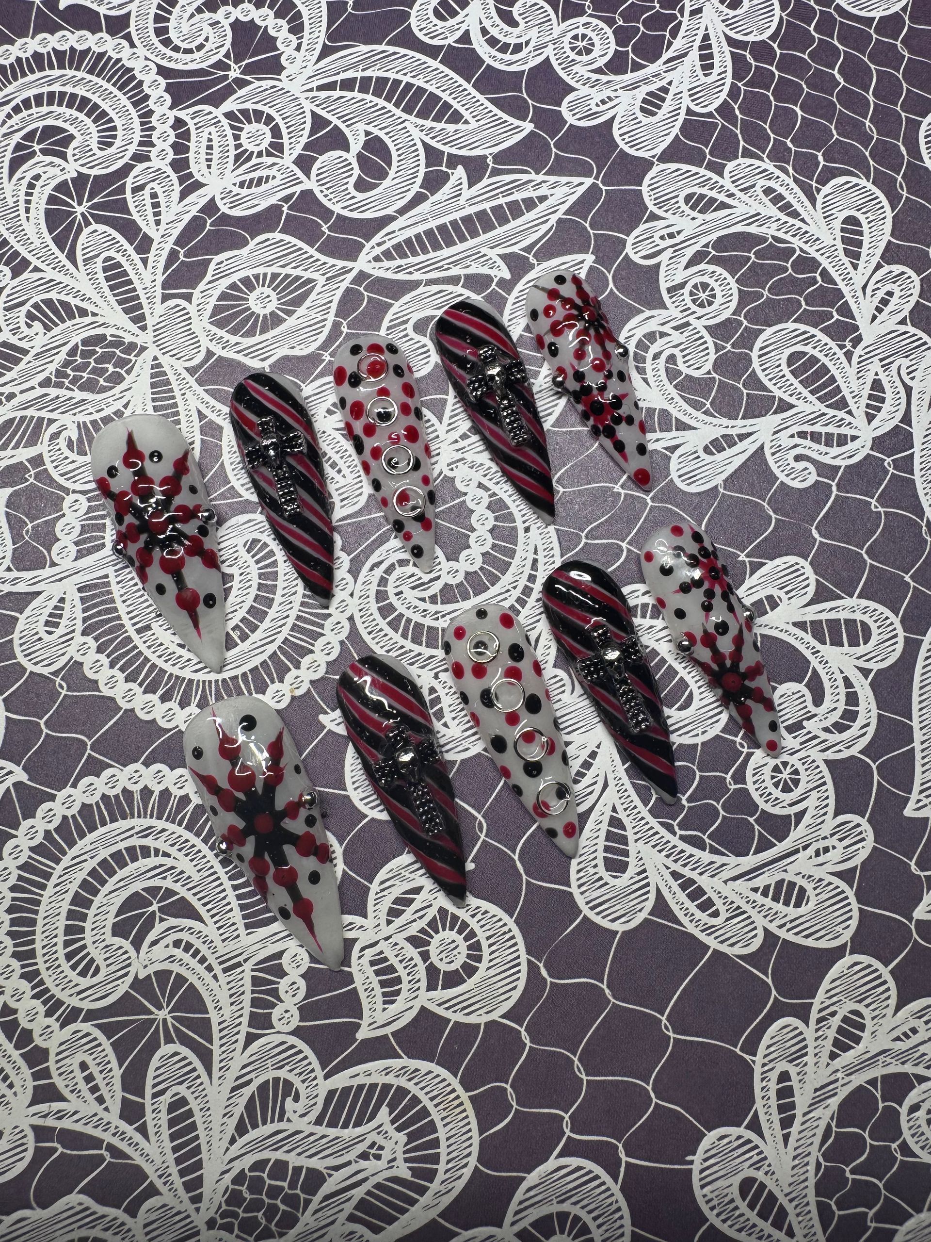 Black, red and white goth Christmas press-on nail set