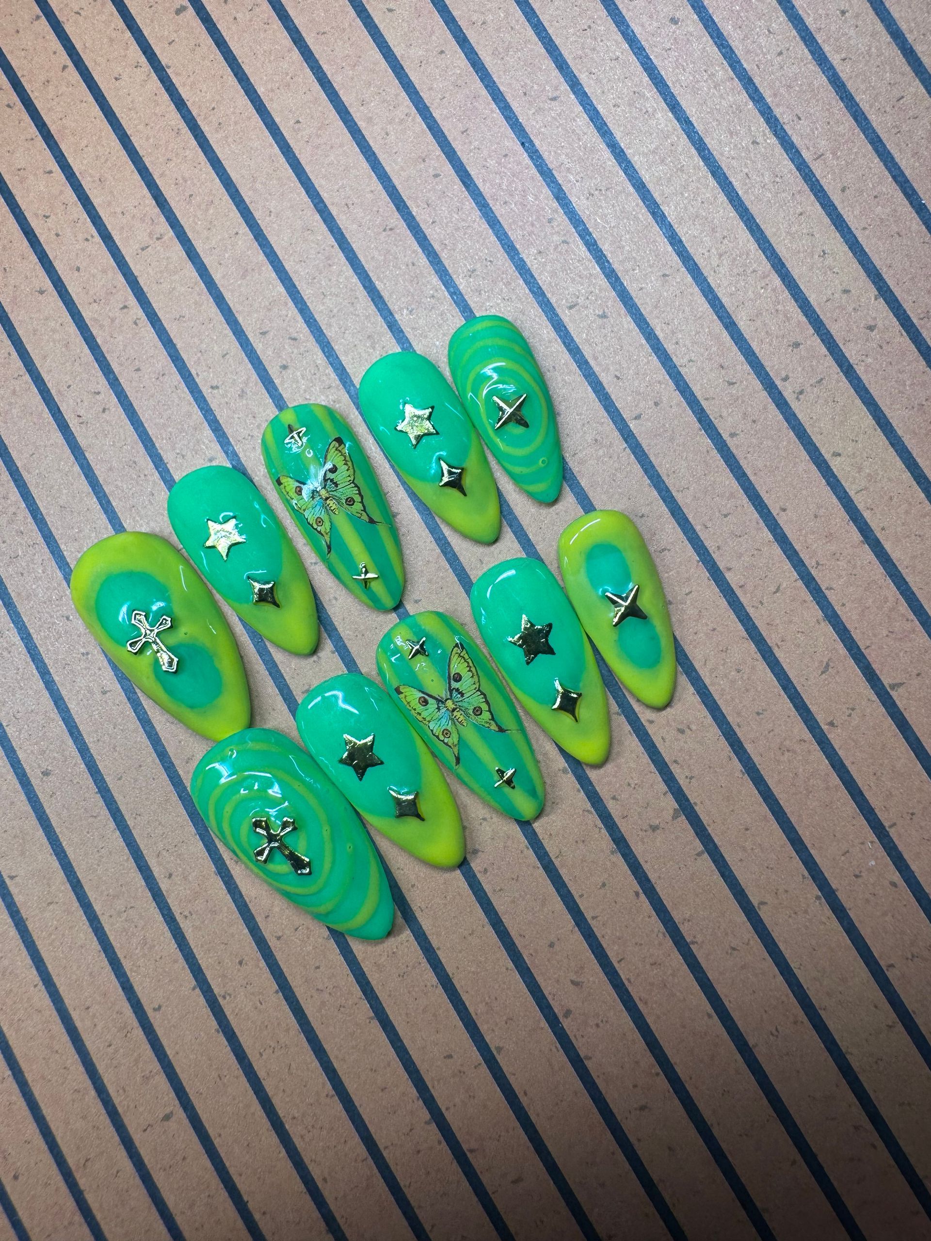 Neon oddities press-on nail set