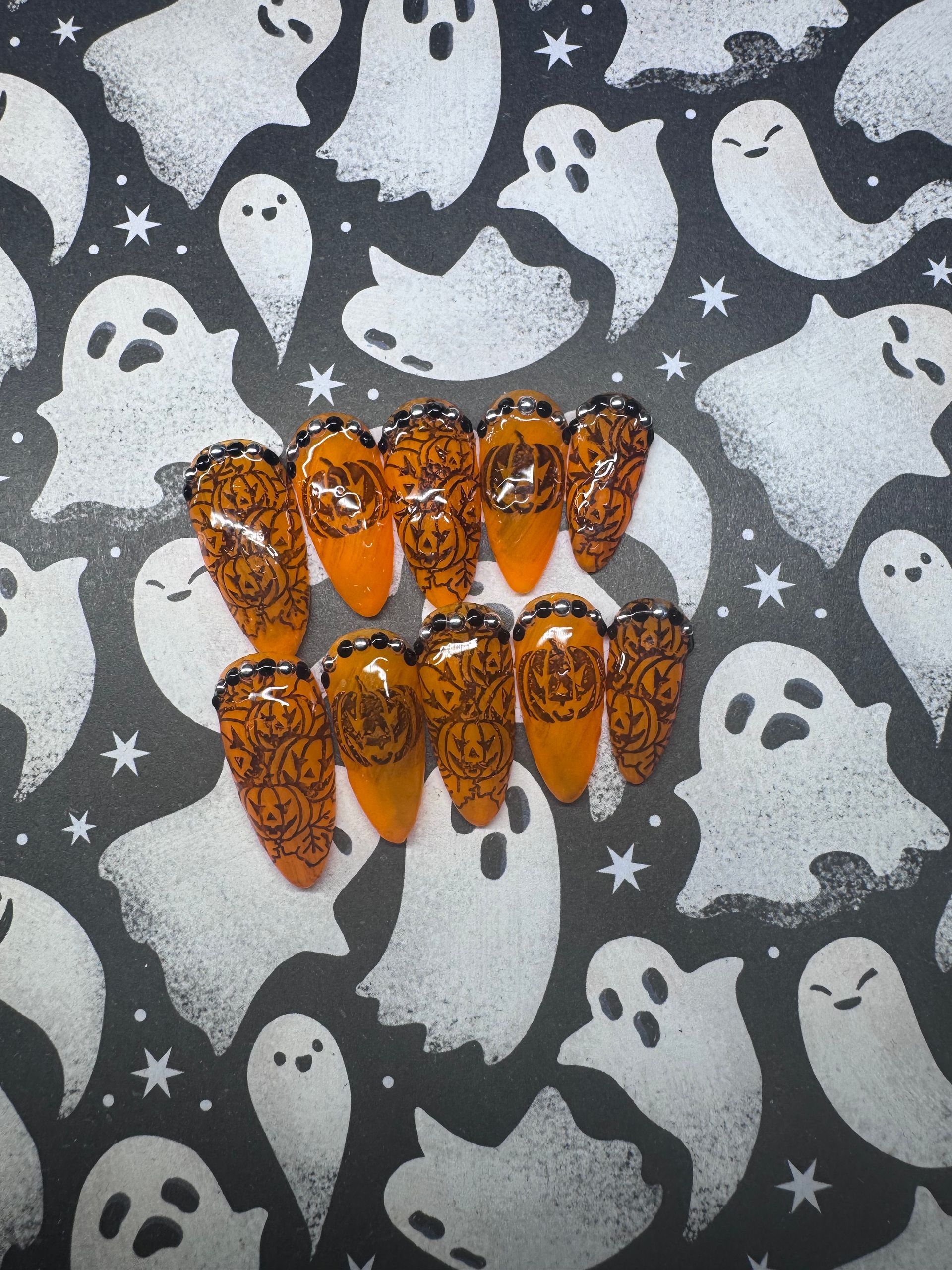 Pumpkin shadow patch press-on nail set