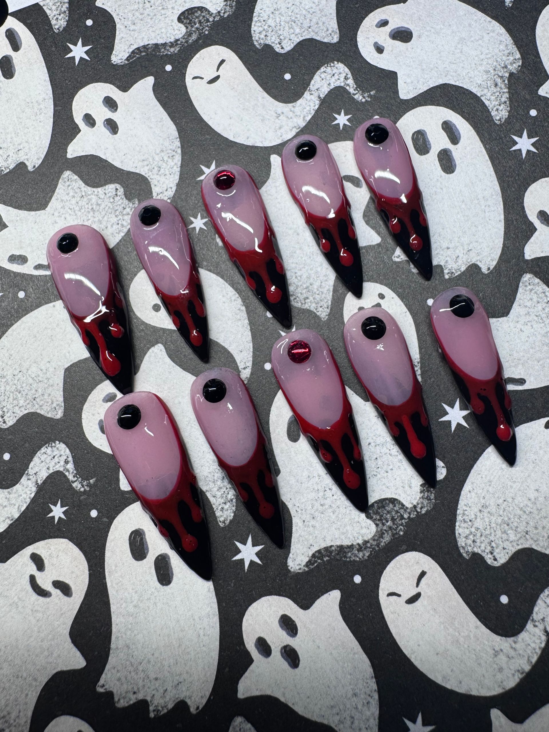 Black bloody French tip press-on nail set