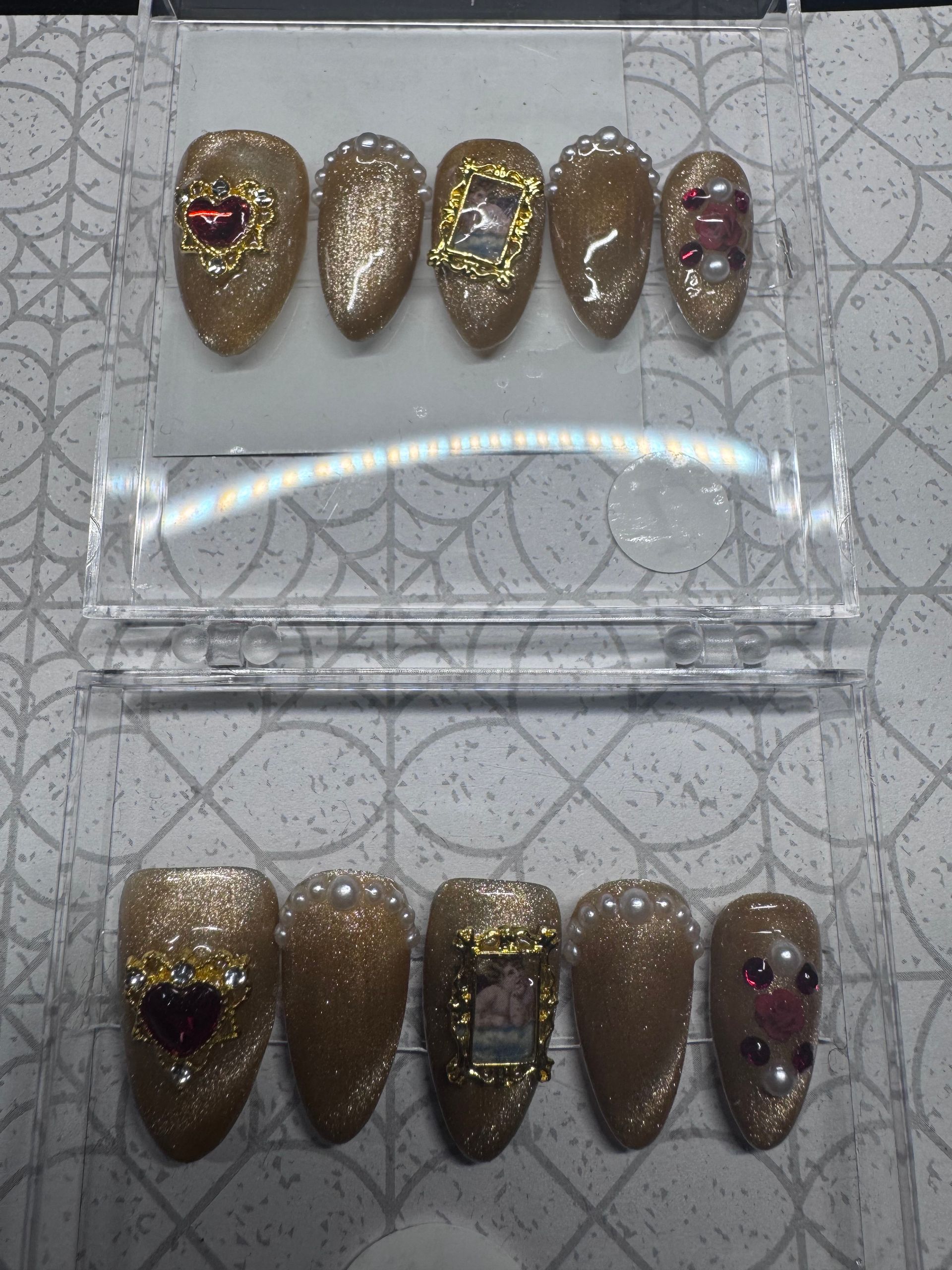 Renaissance Gold Press-on Nail set