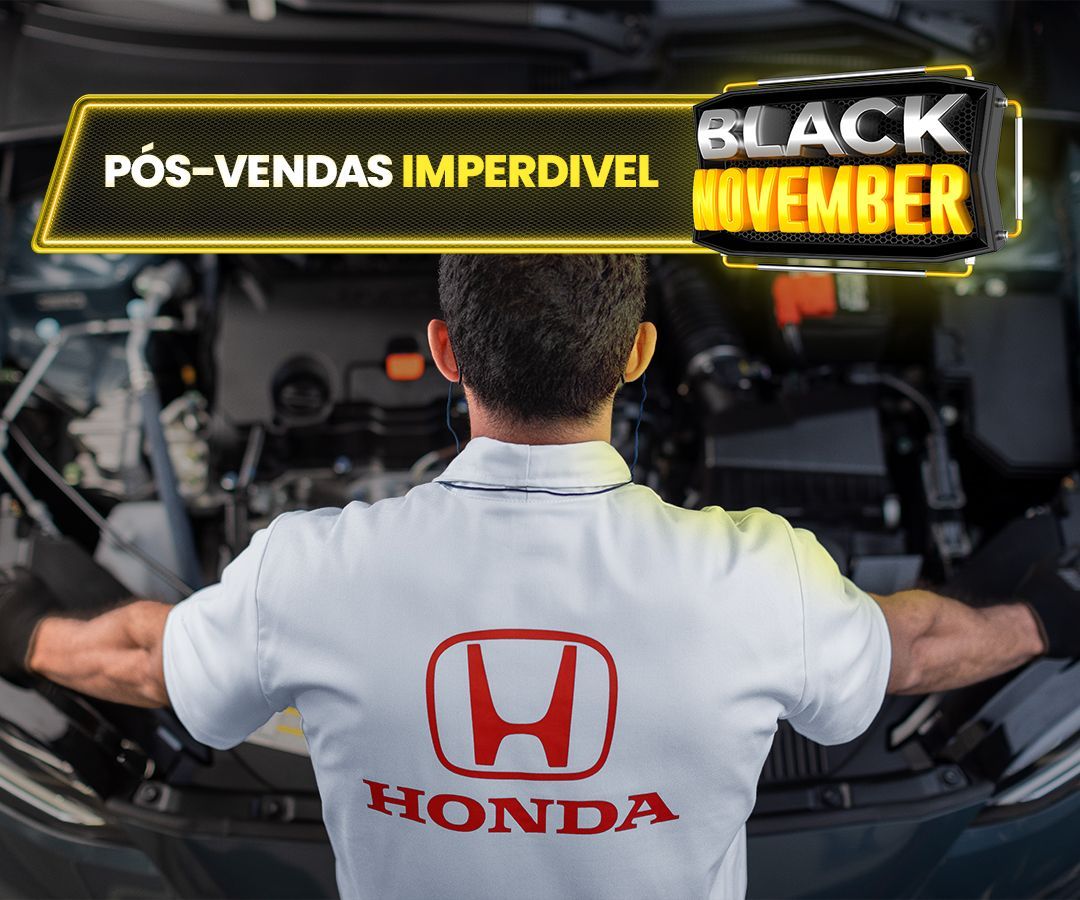 SUV cinza atravessando uma ponte à noite; anúncio de garantia total de 6 anos. Horizonte da cidade ao fundo.