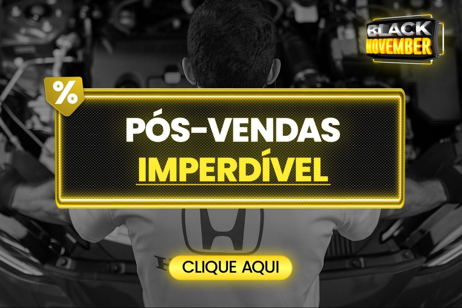 SUV cinza atravessando uma ponte à noite; anúncio de garantia total de 6 anos. Horizonte da cidade ao fundo.