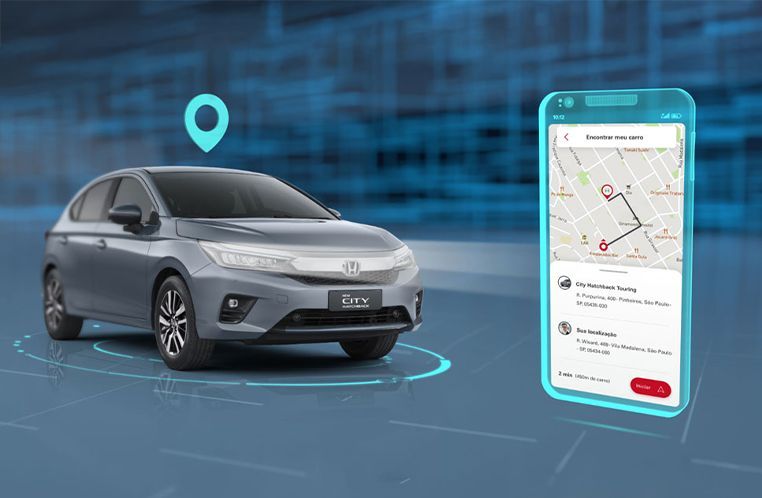 Honda New City Sedan e o aplicativo myHonda connection mostrando sua localização em tempo real