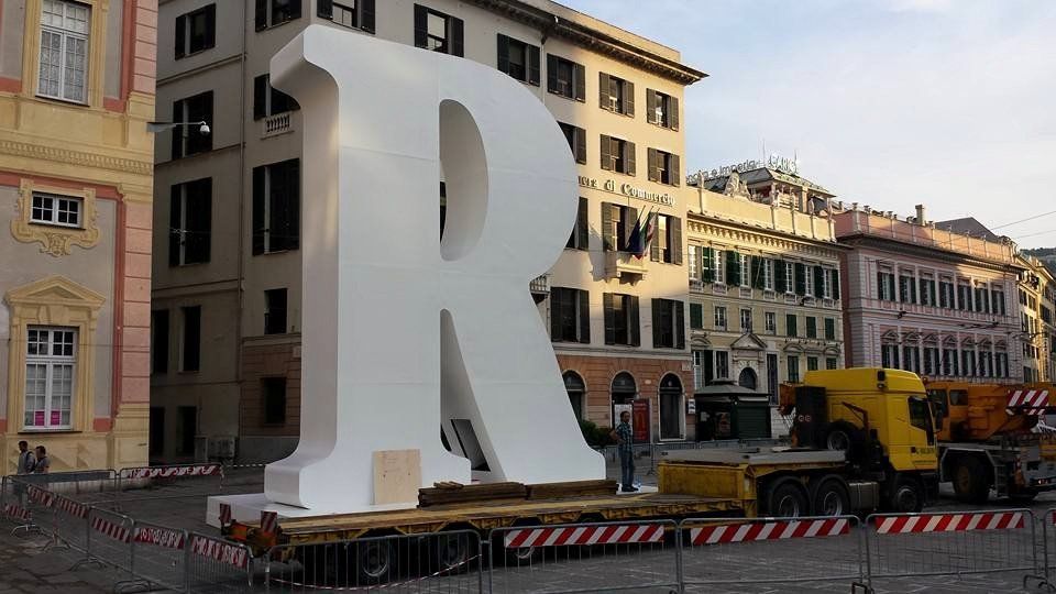 Trasporto di carico eccezionale in città