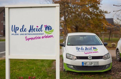 Firmenfahrzeug Pflegedienst Up de Heid