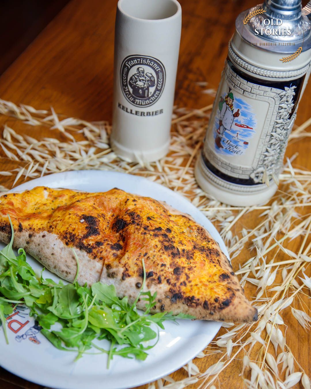 calzone servito da Old Stories, pub a Rionero in Vulture