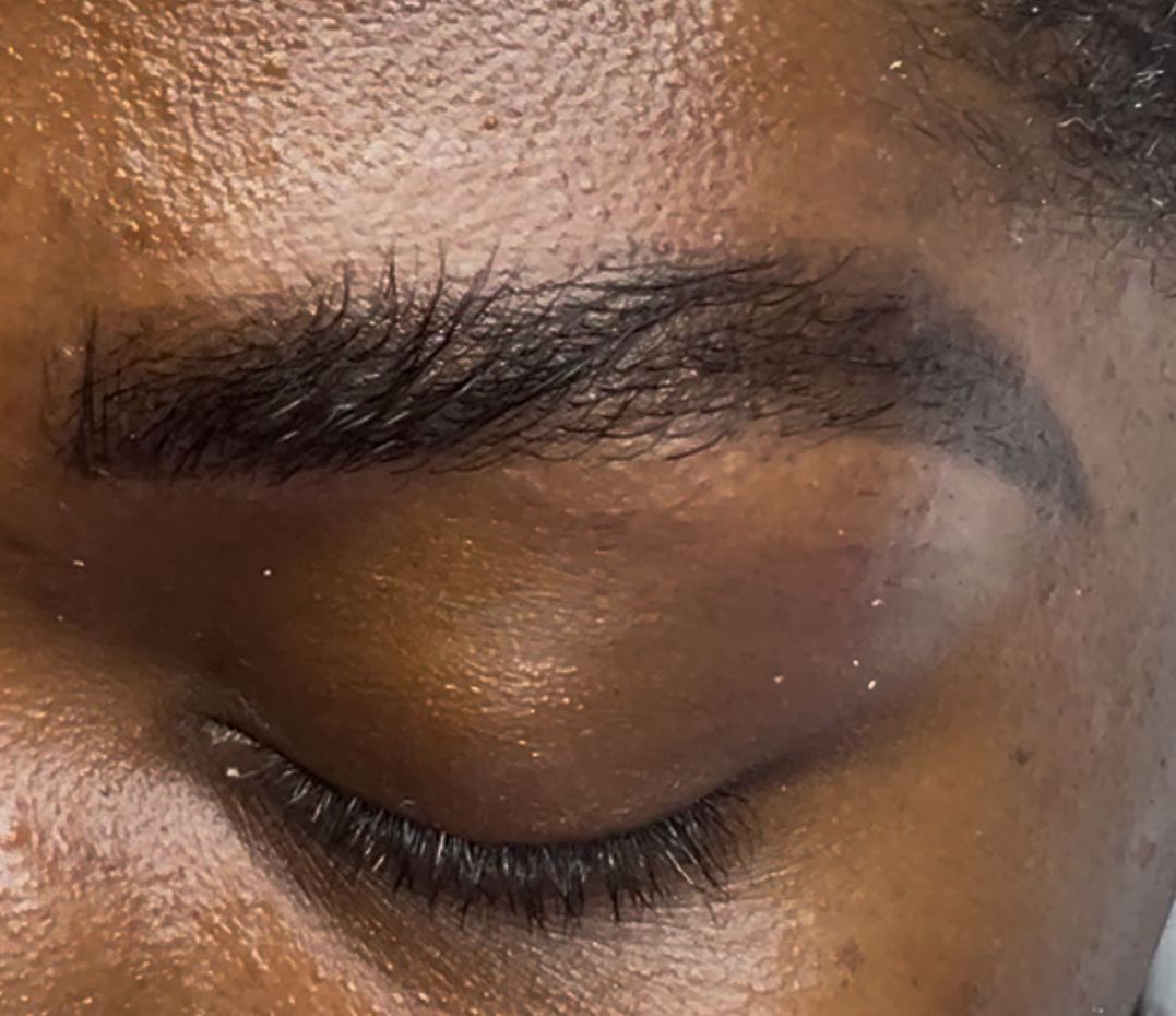 Brow transformation with waxing, tinting, and lamination – Wake up to perfectly groomed brows!