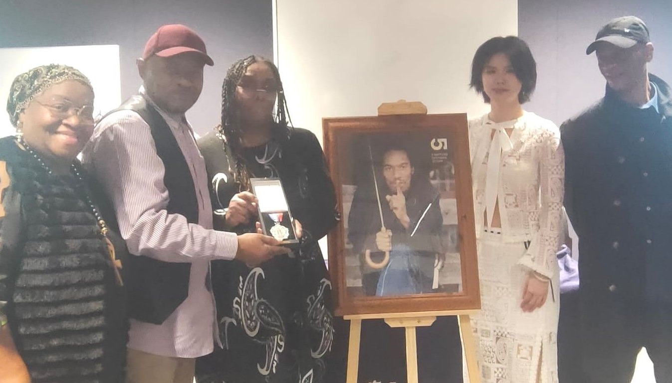 Family receive City of Birmingham Medal