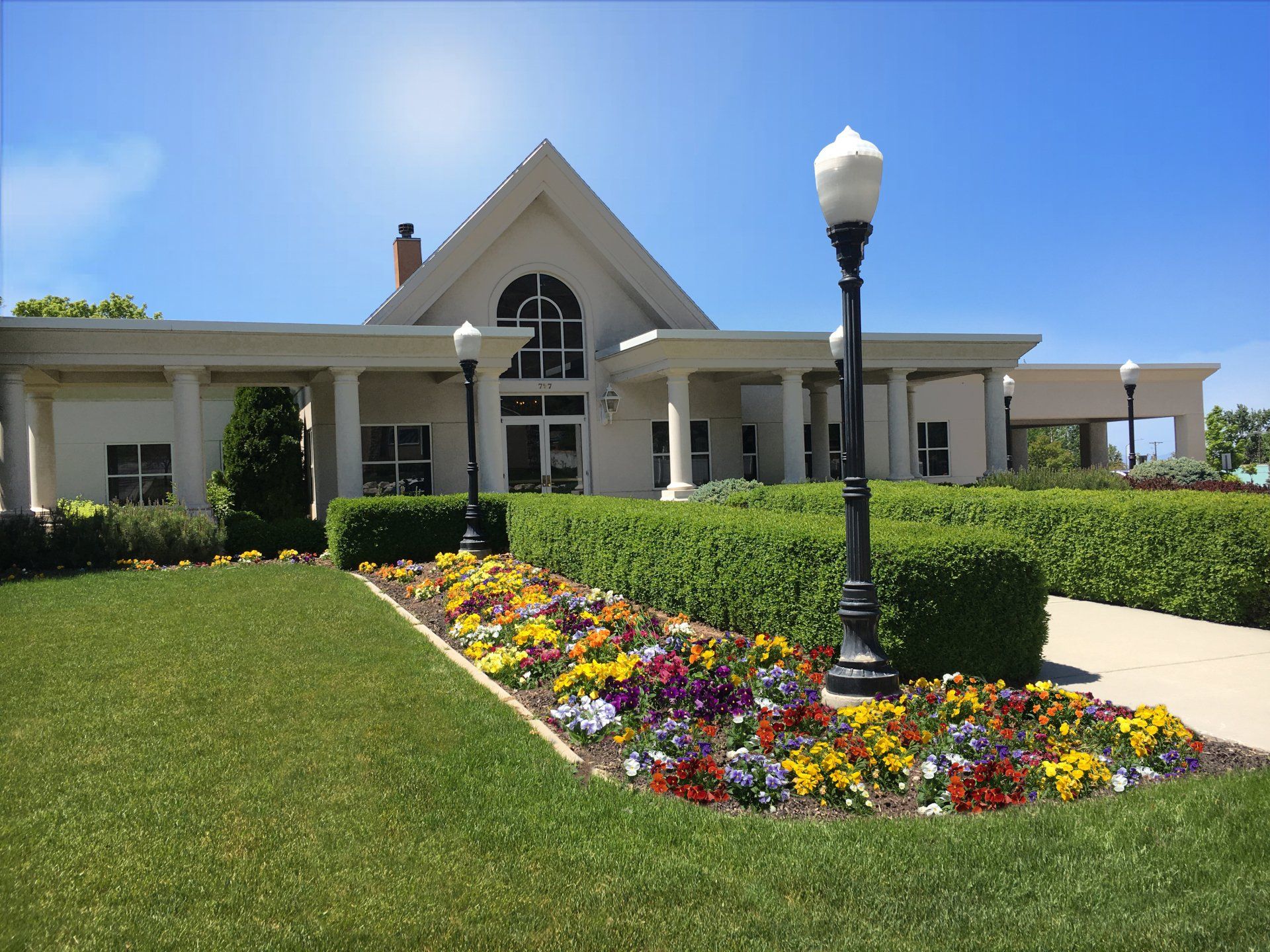 Mortuary in Bountiful Lindquist Mortuaries and Cemeteries