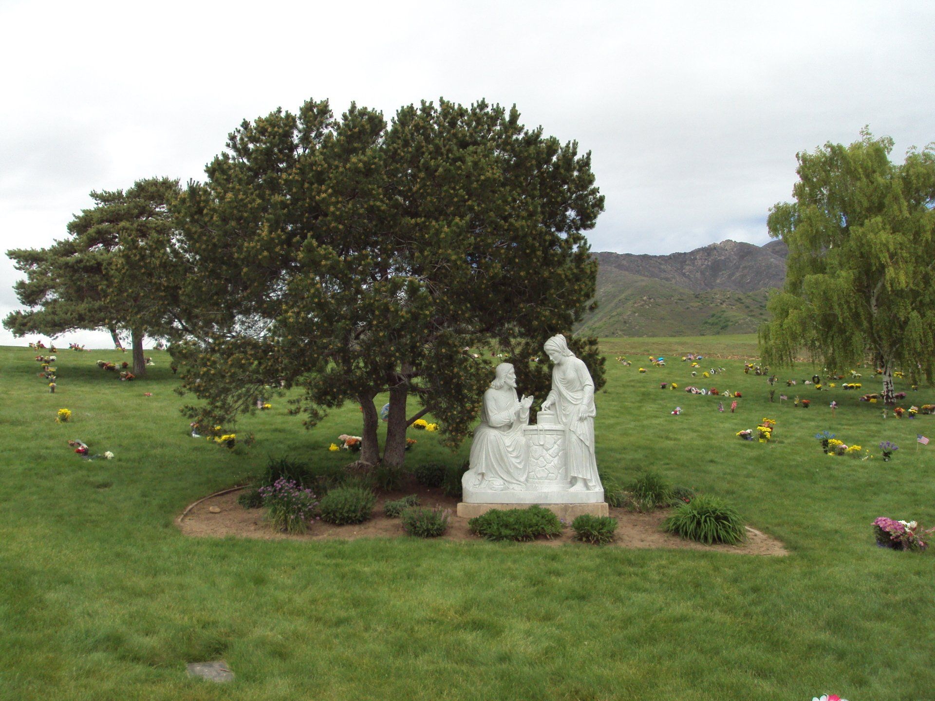 Lindquist's Memorial ﻿Gardens of the Wasatch 405