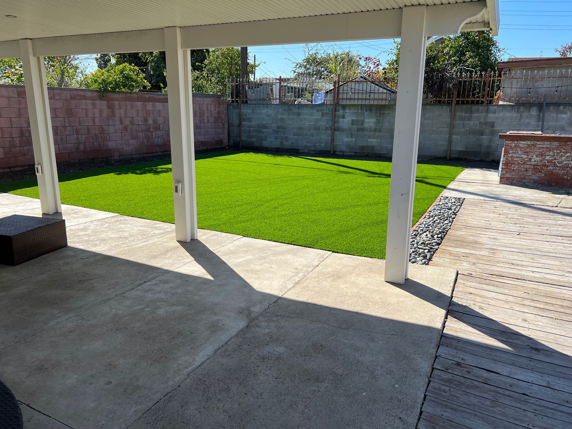 Artificial pet turf HH after installation