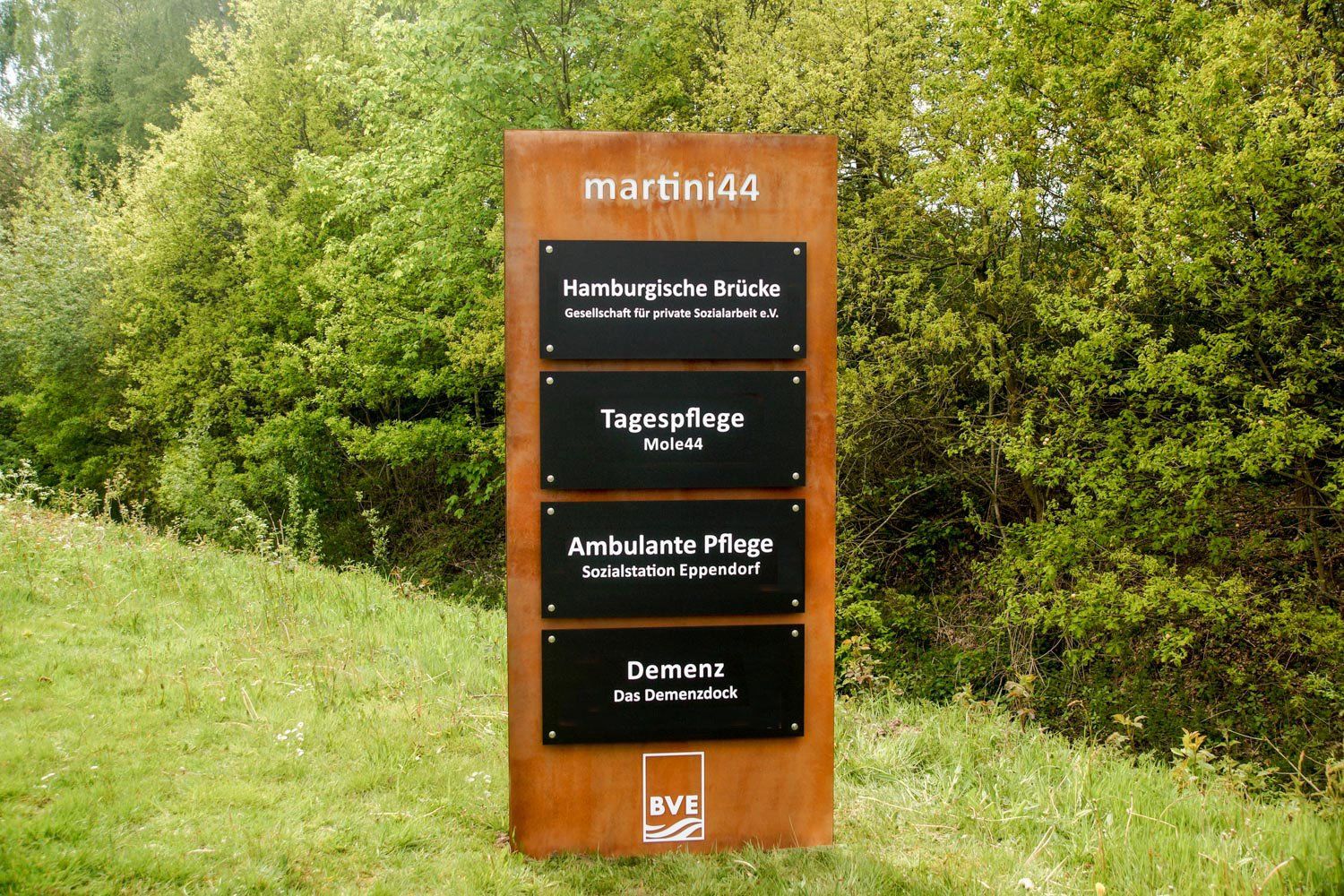 pylone, pylon kaufen, pylone kaufen, pylonen kaufen, werbepylon, werbepylone, werbepylonen, werbestele