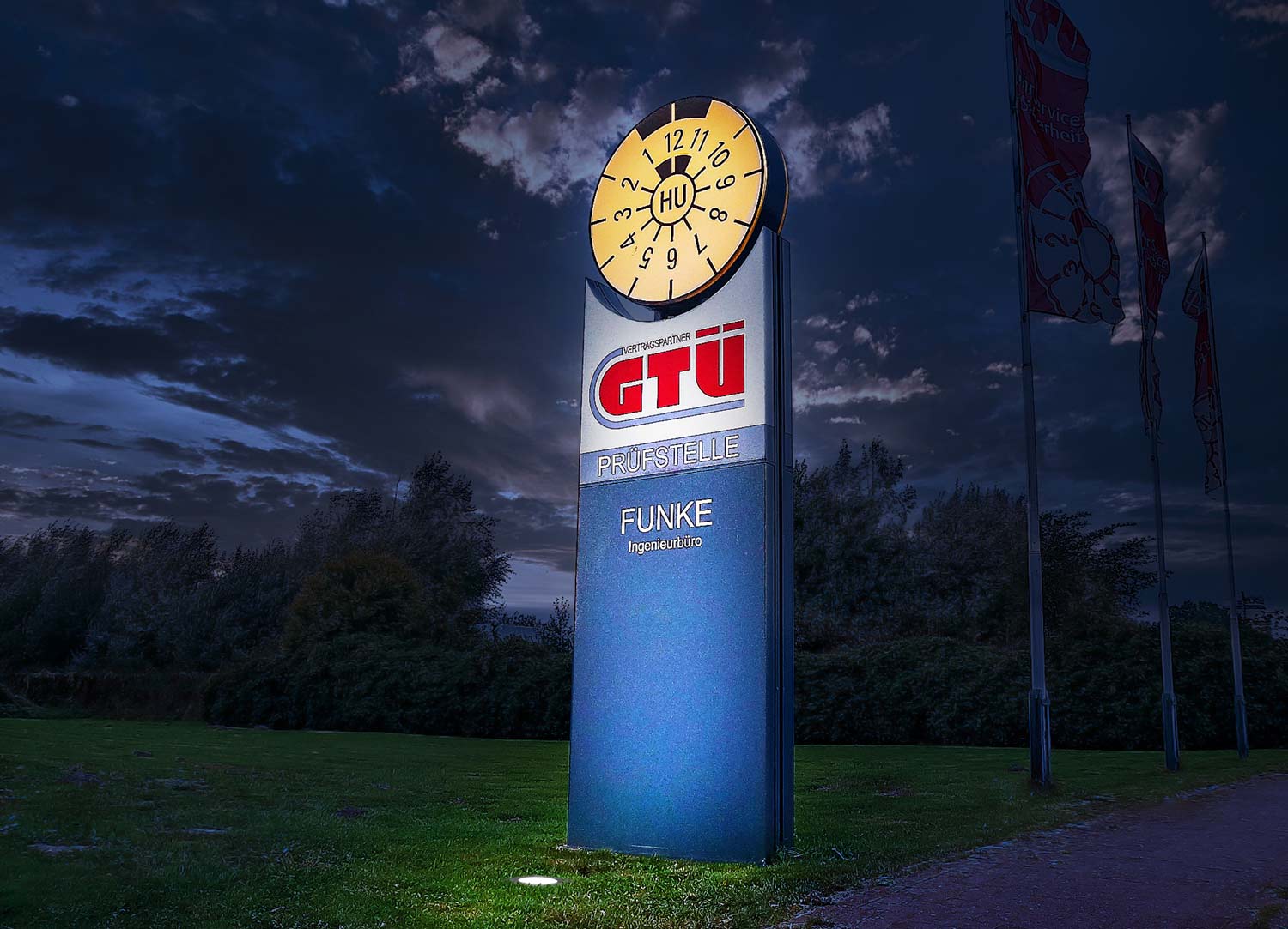 pylone, werbepylonen, werbepylone, werbepylon, individuelle werbepylone, werbestelen