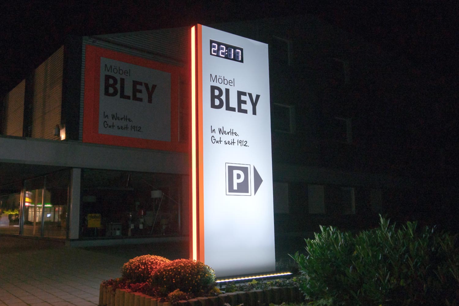 pylone, werbepylonen, werbepylone, werbepylon, individuelle werbepylone, werbestelen