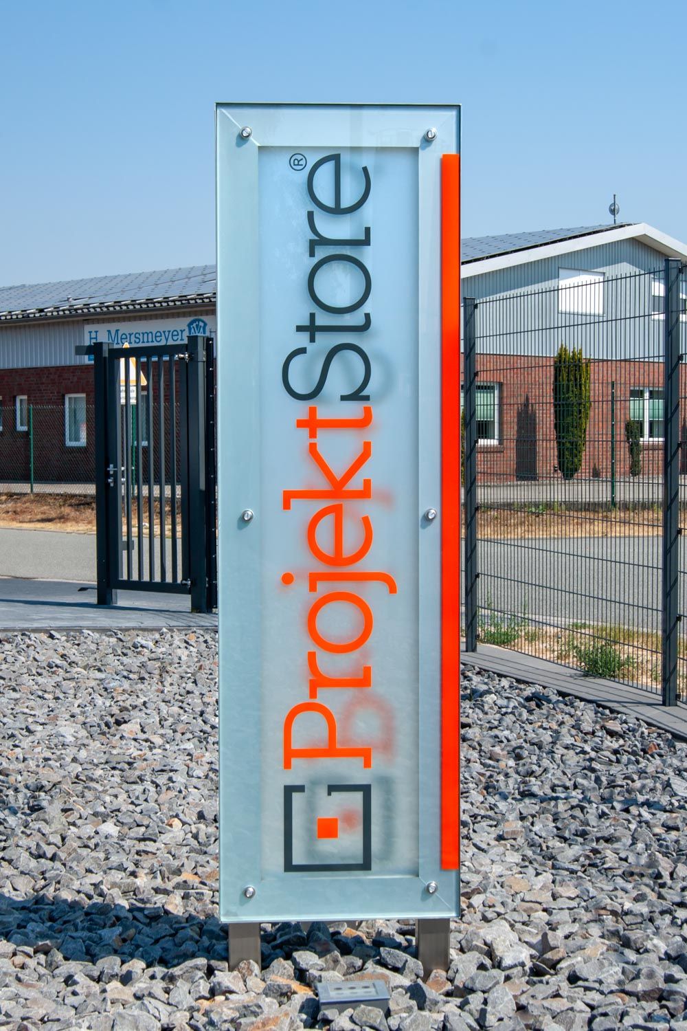 pylone, werbepylonen, werbepylone, werbepylon, individuelle werbepylone, werbestelen