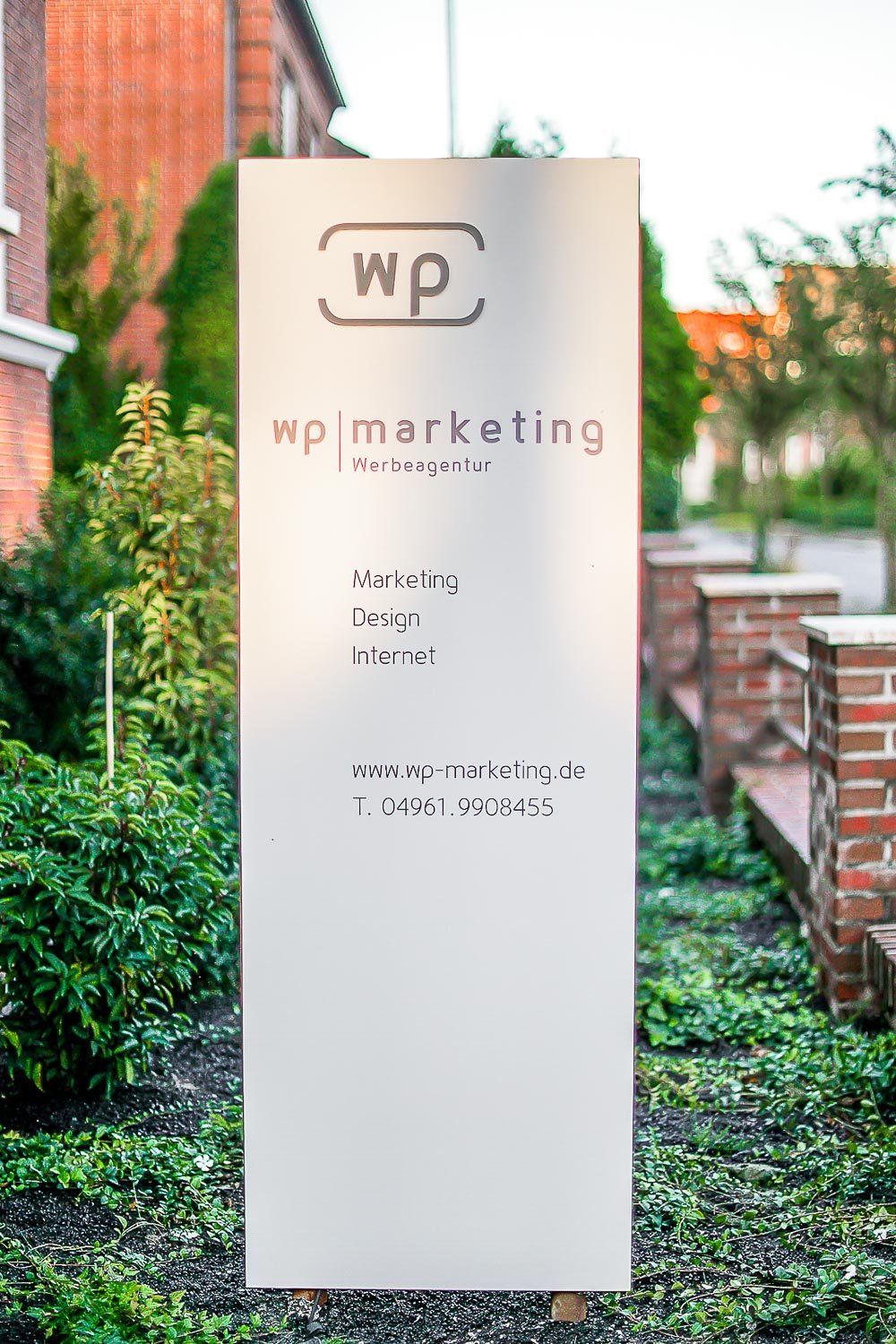 pylone, werbepylonen, werbepylone, werbepylon, individuelle werbepylone, werbestelen